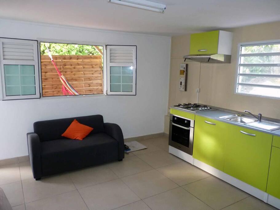 Logement Dans Un Lieu Calme Et Verdoyant A Proximite De Tout Avec Jacuzzi!!! バステール エクステリア 写真
